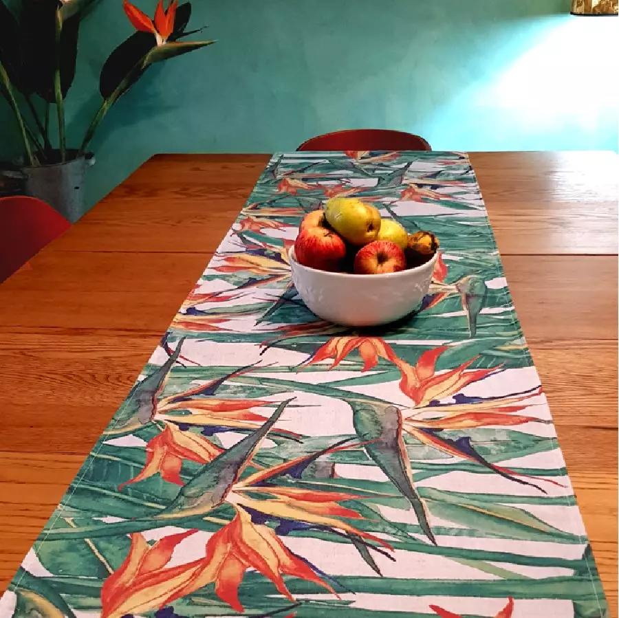 Table Runners Vintage Strelitzia – Africa Smiles